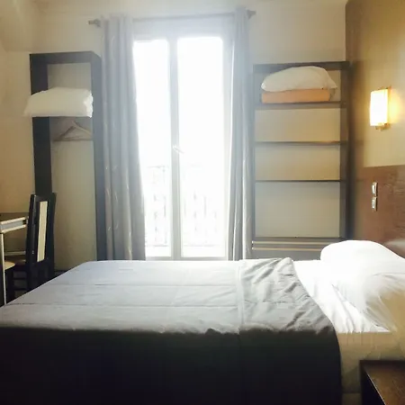 Hotel Grand Magenta